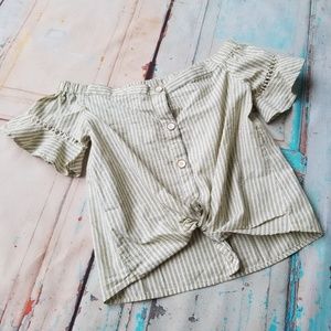 🔥🔥NWOT 3/$15 Sandy & Sid Off the Shoulder Top